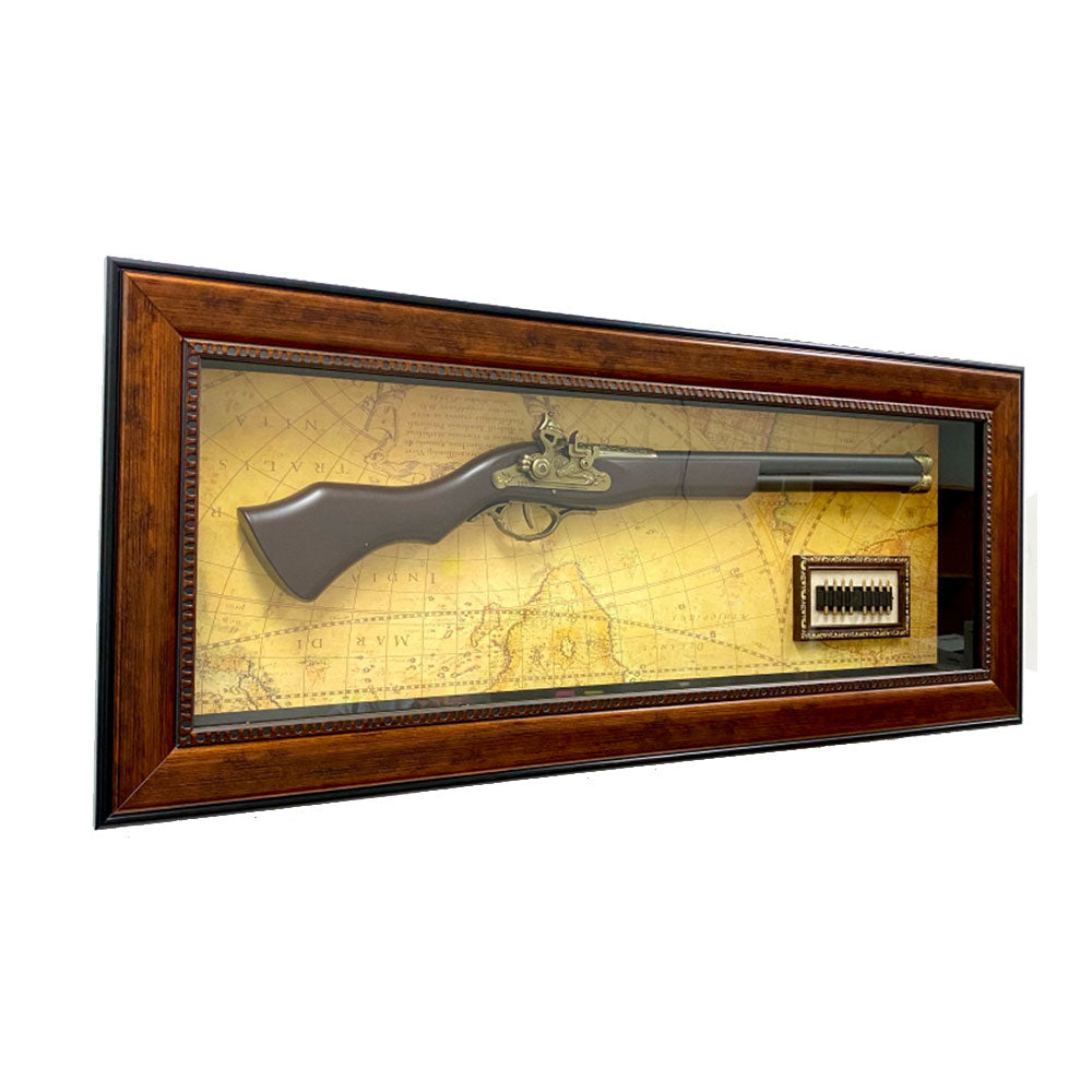 Decoração de armas antigas com quadro de madeira (95,5x39.5x7cm)