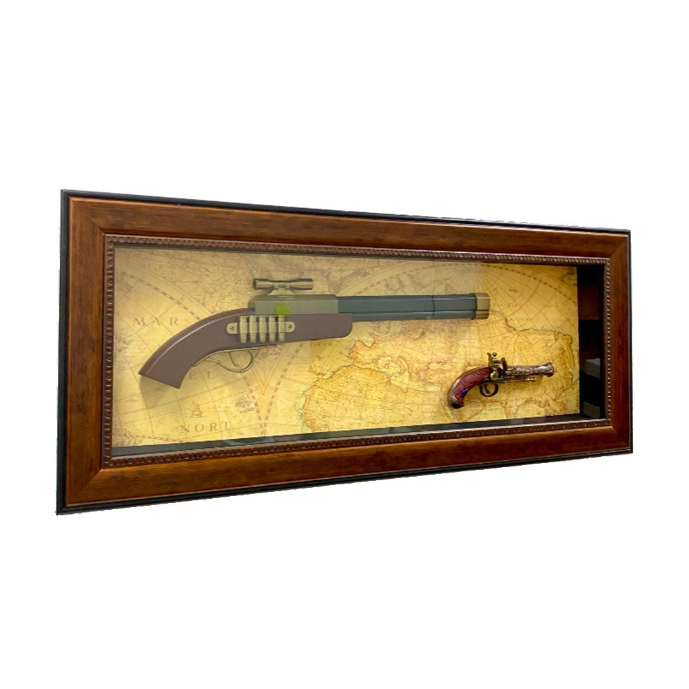 Décor de pistolet antique avec cadre en bois (95.5x39.5x7cm)